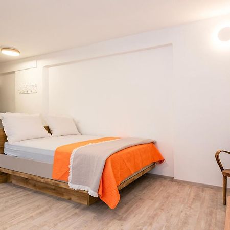Studio Apartman Max Center Of The Old Town Free Parking Beautiful View Szybenik Zewnętrze zdjęcie