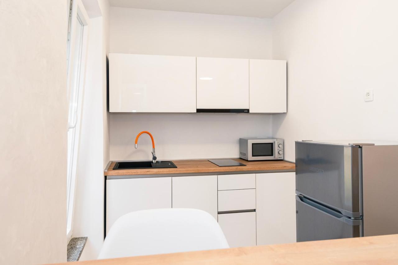 Studio Apartman Max Center Of The Old Town Free Parking Beautiful View Szybenik Zewnętrze zdjęcie